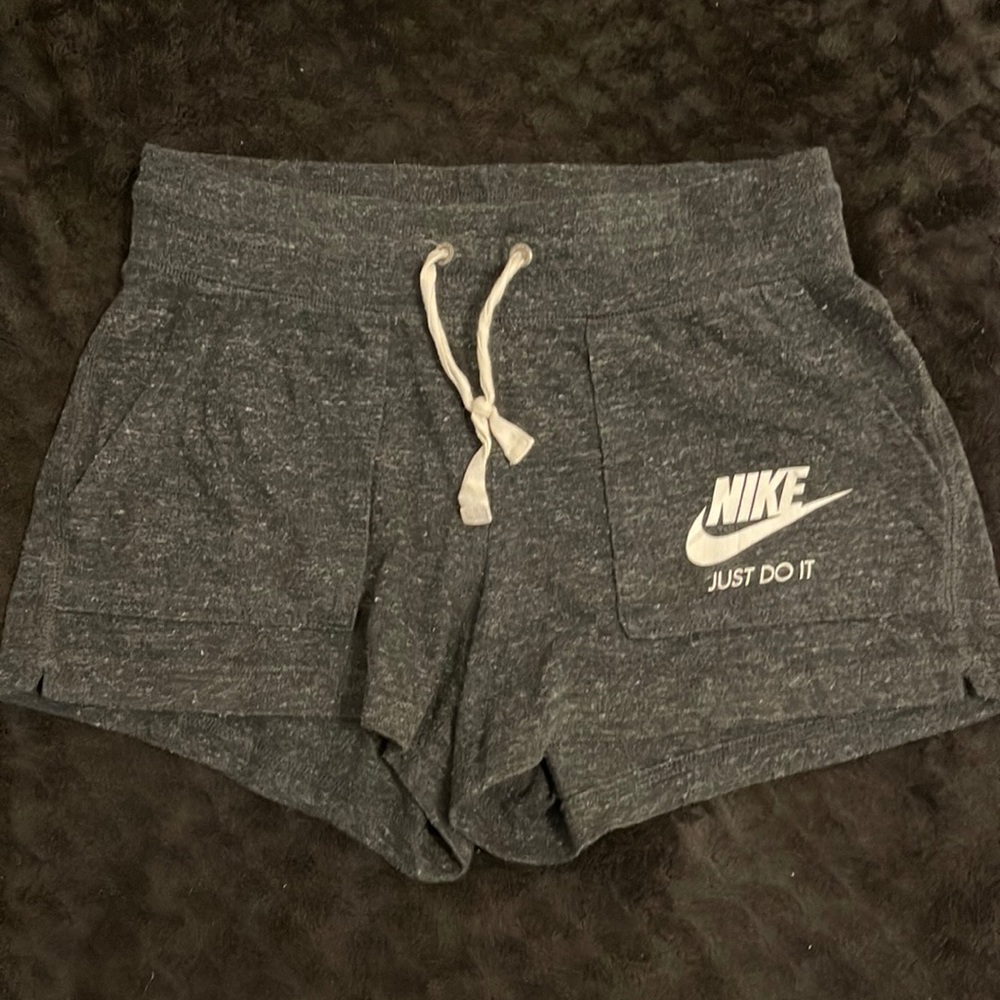 Nike womens running short
